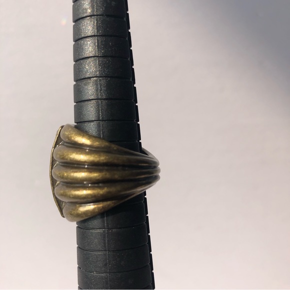 LIA SOPHIA Diverge Chunky Matte Gold Cut Crystals Ring Size 7 - Picture 7 of 9